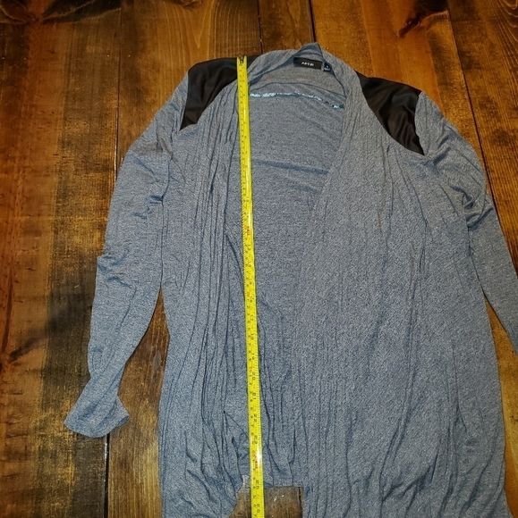 Apt 9 Grey Cardigan with Leather Shoulder Detail - Medium - Picture 9 of 14